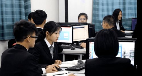 選擇有“錢(qián)”途的專業(yè) 聚焦高薪金融管理與互聯(lián)網(wǎng)銷(xiāo)售